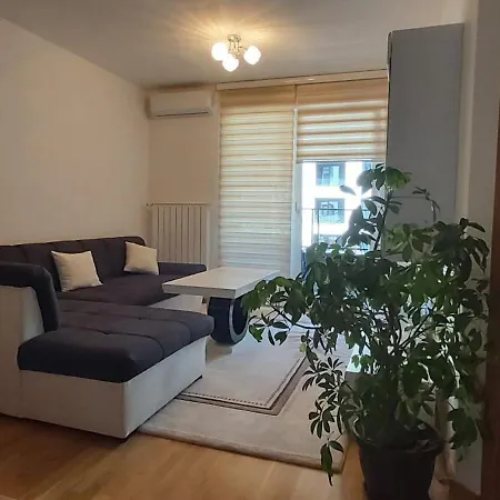 In Sarajevo, Bulevar Apartament